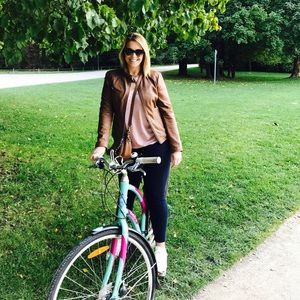 Meet your Posher, Jennifer